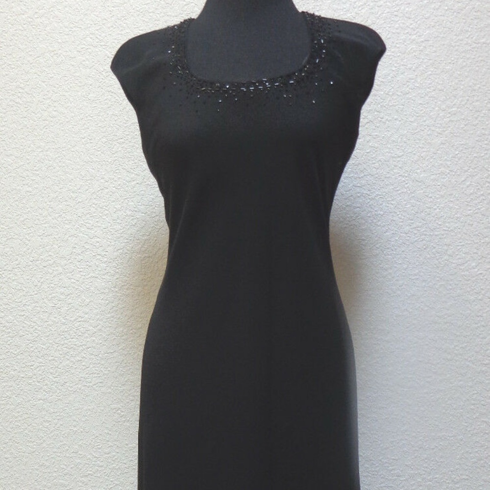 👁️3 for $20 DRESS Women's Lined Back W/Beading Sz 6